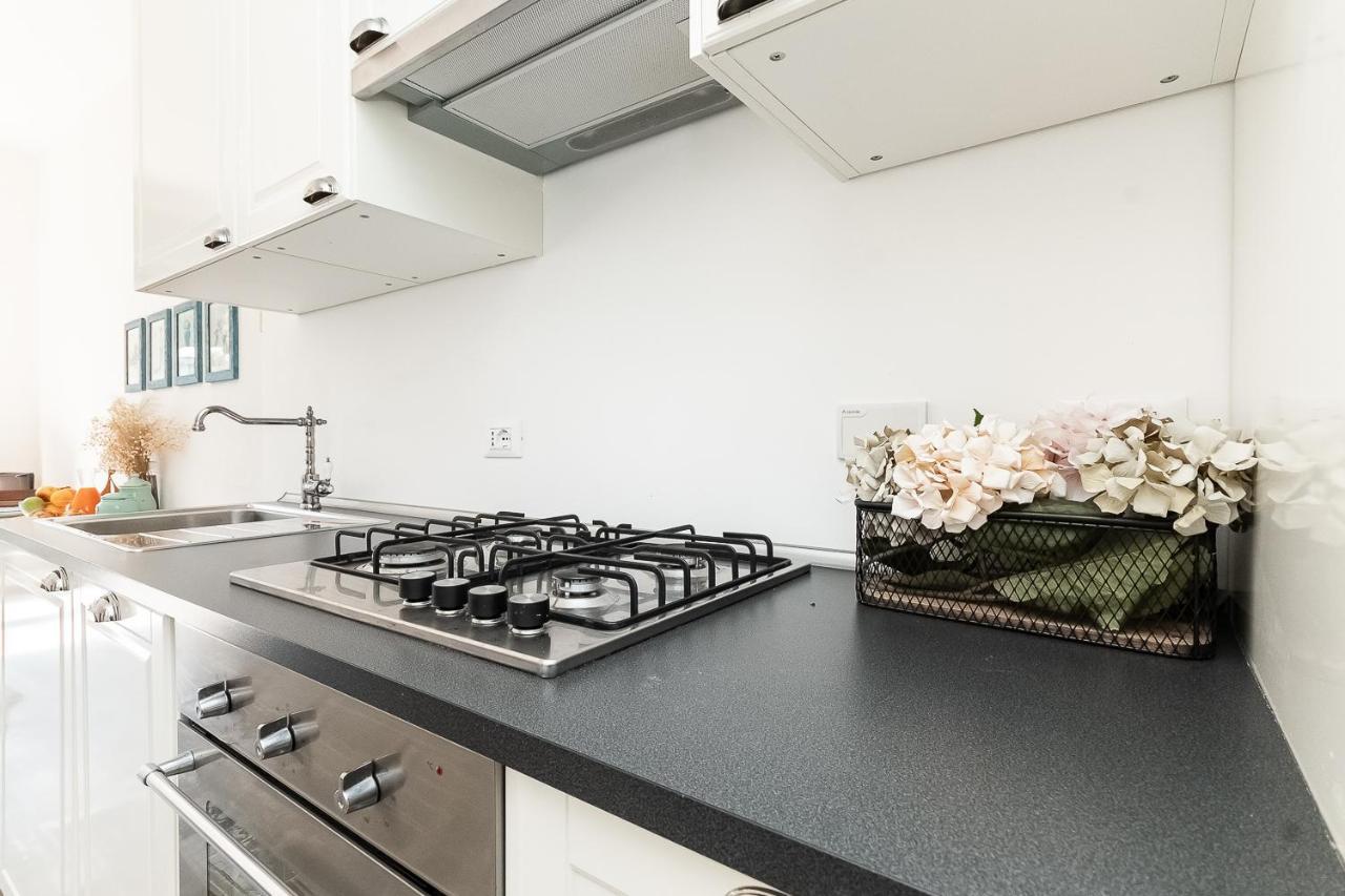 Cavi Sea View Apartment 拉瓦尼亚 外观 照片